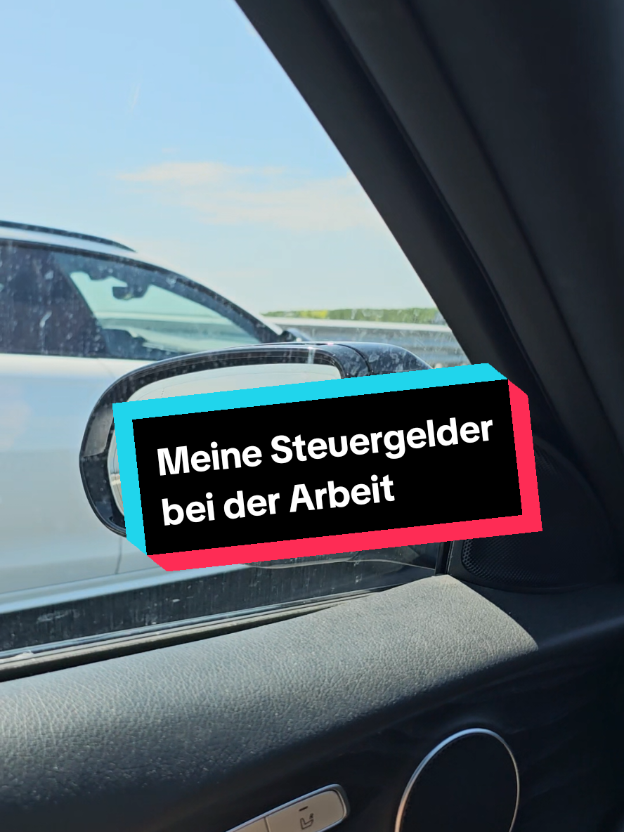 A post by @miguel_klauss on TikTok caption: Da geht also unser Geld hin. Danke #Lügencdu. #trend #fyp #fürdich #viral 