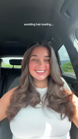 A post by @annaliviahynds on TikTok caption: Aghhhh back fully brunette, a good chop and a bouncy blow ✂️🤍