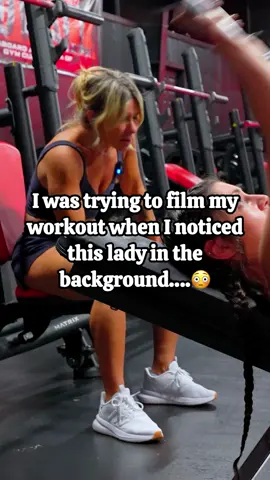 A post by @fit.with.alena on TikTok caption: I can’t believe she did that 😳…. Fixed my skull crusher form that is 🤪 Comment “COACHING” to work with us 👇 #triceps #skullcrushers #gymthings #gym #gymtips #gymtipsforwomen #armworkoutsforwomen #armworkout #batwings 