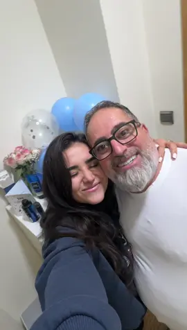 A post by @yaraaziz on TikTok caption: لأن الأب يستحق الأفضل دائمًا 💙 ماذا ستهدون أبطالكم في يوم الأب؟ #FathersDay #BathAndBodyWorks @Bath & Body Works Arabia 