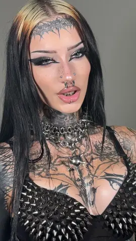 A post by @m0rguekitty on TikTok