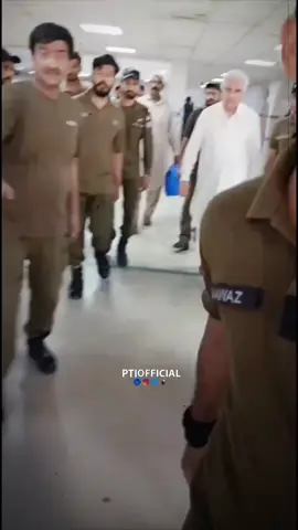 A post by @ptiofficial on TikTok caption: شاہ محمود قریشی تقریبا دو سال سے عمران خان کے ہمراہ سیاسی انتقام کا  نشانہ ہیں اور کوٹ لکھ پت میں قید ہیں شاہ محمود قریشی کو بغیر کسی باقاعدہ ڈسچارج کے پولیس نے زبردستی حراست میں لے کر کوٹ لکھ پت جیل منتقل کر دیا ہے۔  #آخری_حل_مزاحمت 