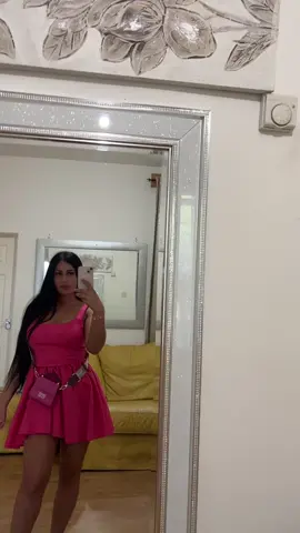 A post by @robertaaaa123457 on TikTok caption: 🩷🩷🩷