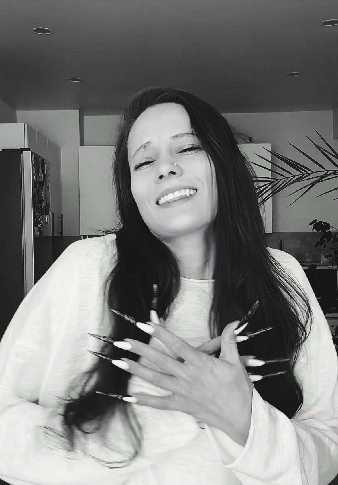 A post by @suetnaya_music on TikTok caption: Вот и оно-долгожданное лето 😍