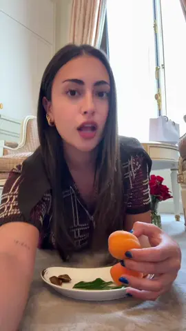 A post by @samiabiche on TikTok caption: je suis même pas en voyage je suis à paris ☠️😍🥰😇🙏🏼