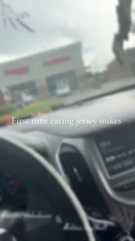 A post by @kisssonbee on TikTok caption: Story time … So yall I finally got to try jersey mikes and I can say I’m never going again I took my sister car for nothing 😂🥹 like ain’t noway yall ran out of the rosemary bread 😭 customer service was 5/10 only person I love was the woman making the sandwich and I gave the sandwich a 6/10 bacon overrated asf I’m stick to subway & firehouse what yall think   #fyp #jerseymikes #AvisGastronomiques #viral #subsandwiches 