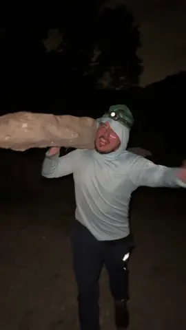 A post by @antonioslimgovea on TikTok caption: Who’s gonna carry the boats wey!!!🛶💪🏻💯🔥🤣😂🎣🐠✨ig: _antoniogoveaoficial✨ #mexican#mexicano#mexicanamerican#mexicansbelike#mexicanproblems#mexicanmemes#mexicantiktok#latino#latinos#latinostiktok#latinosbelike#parati#chistoso#chiste#comediaenespañol#comediamexicana#chistesmalos#chistesgraciosos#chistesmexicanos#naturaleza#mivida#nomames#aventuras#pescador#pescando#pescaesportiva#pescadeportiva#buenasnoches @Trexpancho45 