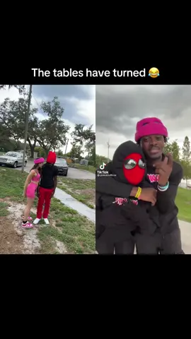 A post by @hoodskiiz on TikTok caption: #duet with @pinkskiiandredskii #Hoodskiiz #amp #fazeclan #twitch #streamers 