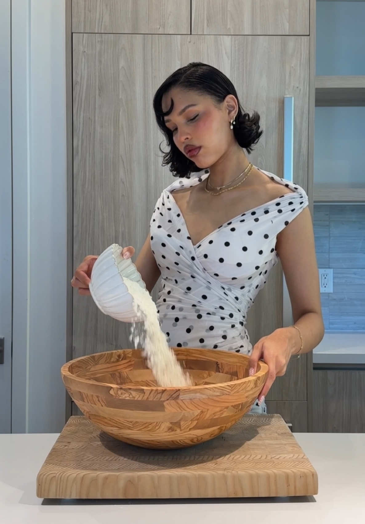 A post by @naraazizasmith on TikTok caption: a classic!🫶🏽 #easyrecipe #homecooking #fypシ #Pizza #momtok #toddlersoftiktok 