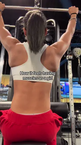 A post by @ialwaysw1nnn on TikTok caption: 100lbs🙂🙂