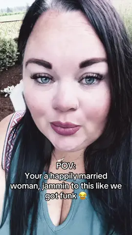 A post by @mamamolinadesigns on TikTok