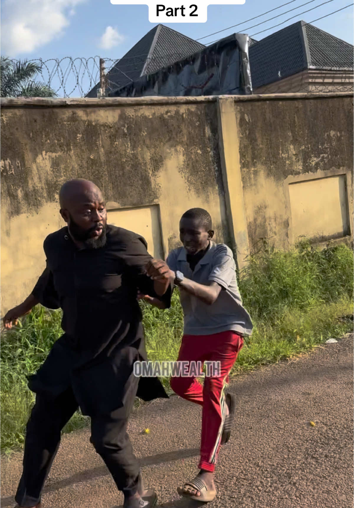 A post by @omahwealth.tv on TikTok caption: He ran for his life #omahwealth 