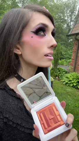 A post by @eugeniaxo on TikTok caption: no highlighter… and then ✨BAM✨ fire opal & rose quartz glow activated 💡 these @Haus Labs by Lady Gaga TikTok exclusive shades are next level silky, blinding, and so dreamy 😍 i’m wearing both from the Get Glowing Set! Available now only on TikTok Shop 💞 #makeup #hauslabs #ladygaga #tiktokshop #makeuptok #grwm #highlighter #glowup 