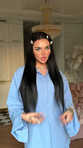 A post by @zusjeofficial on TikTok caption: ¿De dónde eres? 