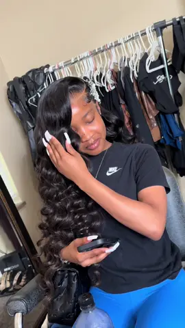 A post by @onnastyledit on TikTok caption: The only glue I use is from @Thehairdiagram … it never lets me down 🥰🤞🏾… #frontal #frontalsewininstall #bundles #sidepart #curls #wandcurls #bigahair #fluffycurls #detroit #detroitstylist #promhair #prominspo #promseason #hairaccessories #hairgems #longhair #sewin #frontalsewin #boldhold 