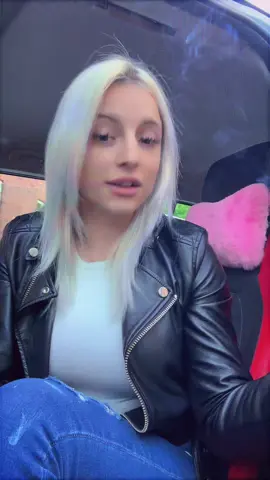 A post by @ninamaya81 on TikTok caption: #candziuaigreasilumeaireaascultade💖ta #foruyou #saajungaviral 