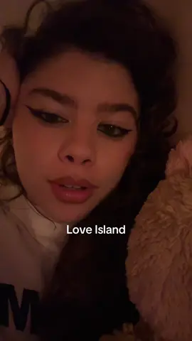 A post by @grapejuicenads on TikTok caption: #loveisland 