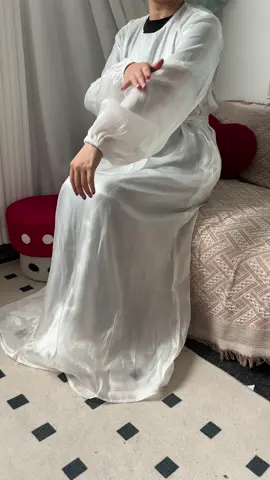 A post by @meowfashion666 on TikTok caption: #Spotlight#TrendNew#abaya#OOTD#TikTokMakeMeBuyit #IGotItFromTikTok #TikTokShop #Fashion2025 #Arabic #Tiktok #Minimalist #Muslim #cardigan #uk #OOTD #abayaonsale #arabiandress #NewArrivals#springsale#TikTokMadeMeBuylt #abayastyle #hijabstyle #womenswear 