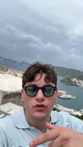 A post by @petit23_ on TikTok caption: Dimmi una bugia velata