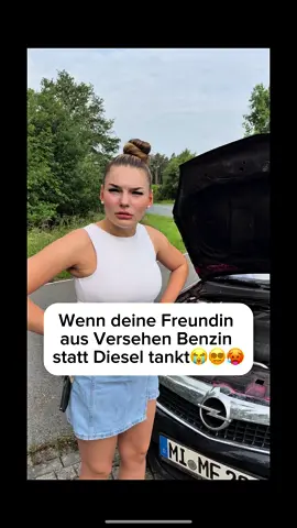 A post by @manja_faiez on TikTok caption: Wie würdet ihr reagieren?🤣🥵#fyp #foryouupage ##typischfrau #typischmann #nomobbing #justtfgorfun#couplecomedy #funnyvideos#fypシ #fypage #fürdich #goviral #viralvideo #viraltiktok#nehmtesmithumor