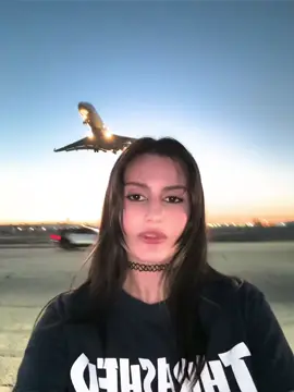 A post by @lianaparmezana on TikTok caption: 😱😳