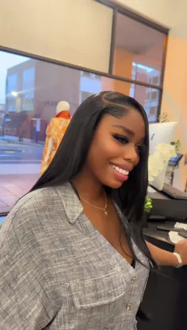 A post by @ife_cb on TikTok caption: Nothing beats a side part 😩😍 @PMARIE   #fyp 