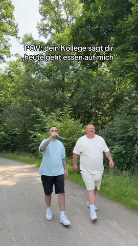 A post by @fmdaniel on TikTok caption: Auf geht’s😆 was gibt es den heute zu essen?🤤 @AchGottFlorian #foryou #fyp #viral #fy 