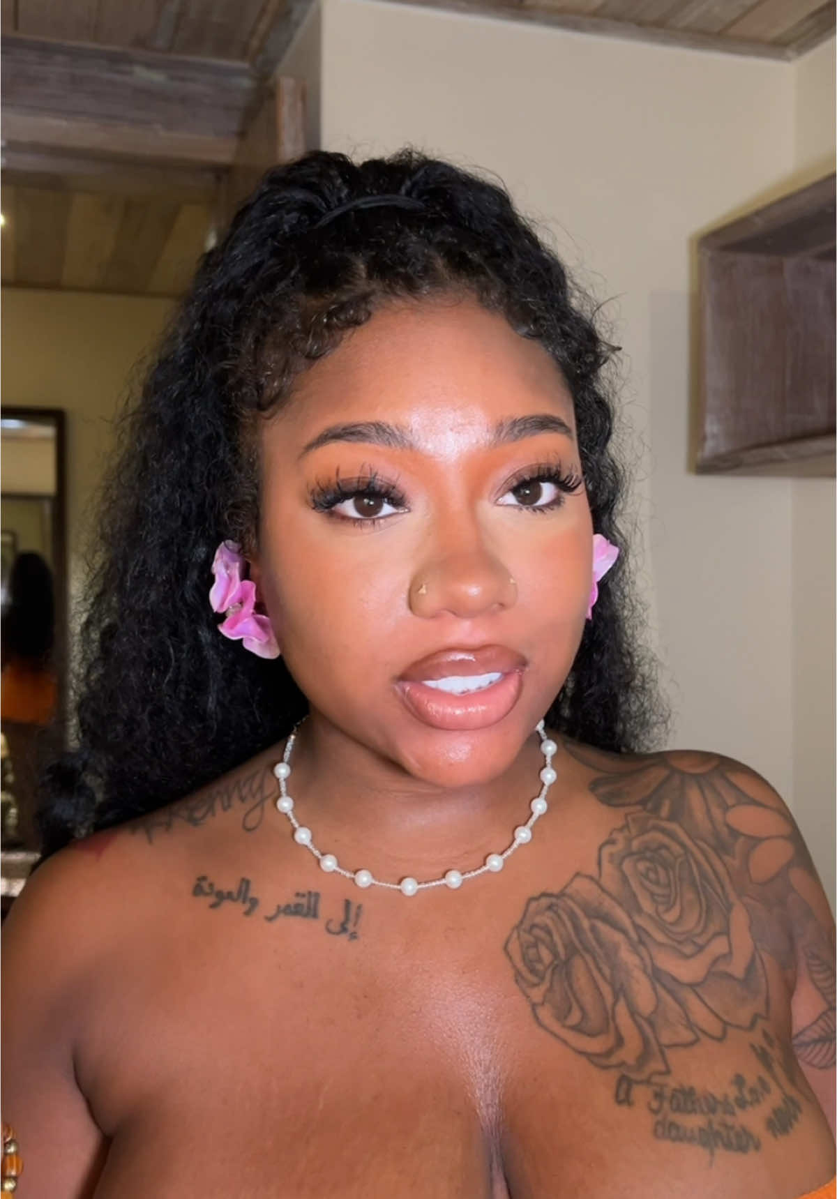 A post by @itsnatiajah on TikTok caption: You only feel as good as you look mama 🫶🏽💕 #fy #blackgirktiktok #pregnant #pregnancy #blackgirlluxury #blackgirlmakeup 