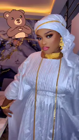 A post by @ on TikTok caption: #duet with @Binguini Bakhaga#viralvideo #vue #frypg #226🇧🇫#225🇨🇮 #3 #france #usa🇺🇸 