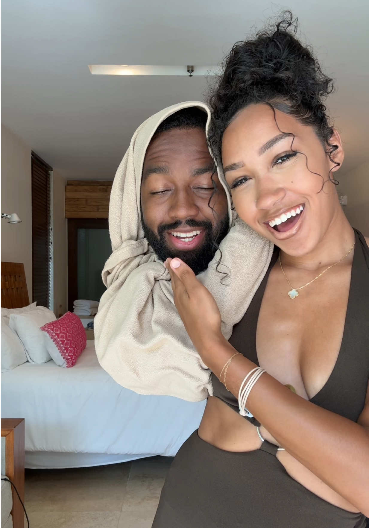 A post by @jaylabrenae5 on TikTok caption: Back in Cancun with my babyyyyy (babies cause we brought the kids too)😭🥹🤎 @Tony Henry 