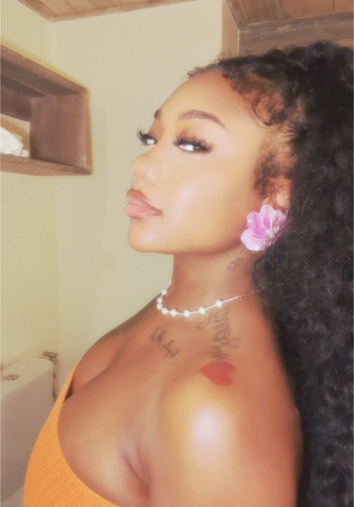 A post by @itsnatiajah on TikTok caption: <3  #fy #blackgirktiktok 