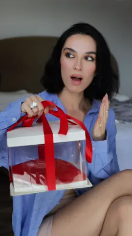 A post by @minazibayi on TikTok caption: Ok @Huda Beauty 😮‍💨🔥👌 using the lip contour stain in the shade  rosewood  