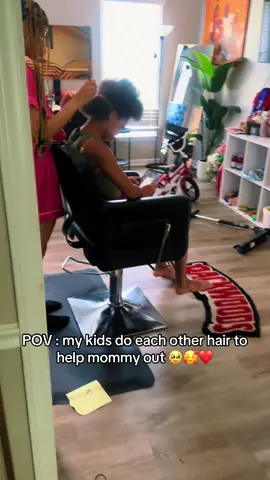 A post by @maeerozayy92 on TikTok caption: Book my babies for your summer larger Knotless !! $100 🤏🏼🤌🏾😮‍💨❤️🥰🥳🥳 #fyp #foryou #fypp #kids #braider 
