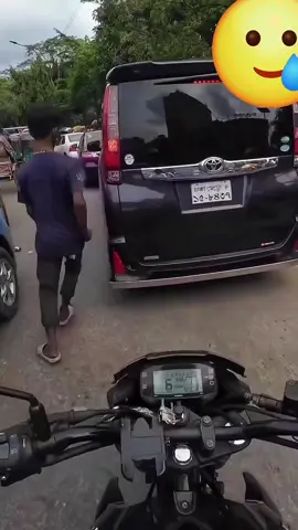 A post by @ahmedrashid92 on TikTok caption: এরকম চুর প্রথম দেখলাম। #Motivation #highlight #ukbdtiktoklover🇬🇧🇧🇩🇺🇸 