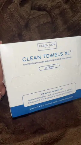 A post by @prettyluhtiinnaa on TikTok caption: @Clean Skin Club #tiktokmademebuyit #cleanskincare #cleantowels #fyp 