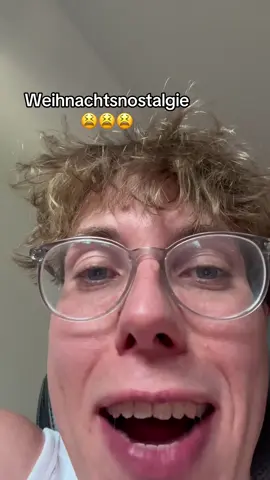 A post by @realrobyn on TikTok caption: 2 mal duschen noch dann is schon Weihnachten das Crazy 
