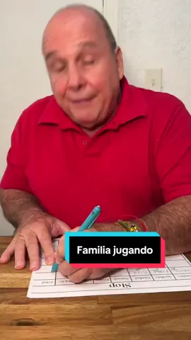 A post by @los_chicaneros on TikTok caption: Mi familia y yo jugando stop