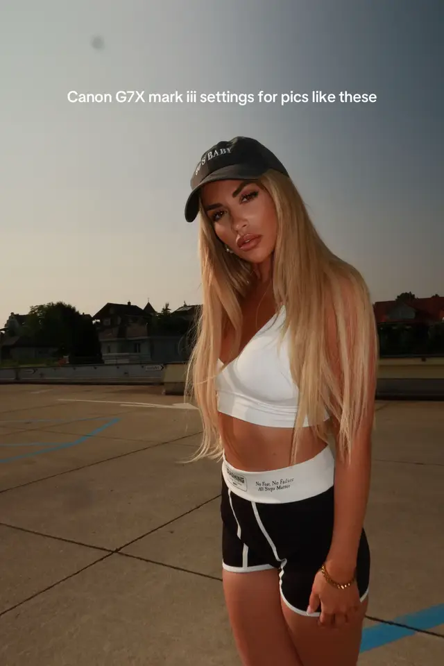 A post by @deeanaofficial on TikTok caption: Settings for pics like there  #canon #canong7x #canong7xmarkiii #settings #canonsettings #photography #photosettings #g7x 