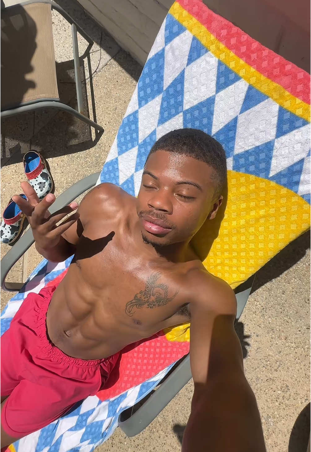 A post by @kitkatkittrell on TikTok caption: Sorry it’s just the way the cookie crumbled 🤷🏽‍♂️ #kitkatkittrell 