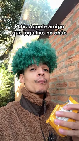 A post by @jooj on TikTok caption: manda pra aql amigo, vc sabe de quem eu to falando 😂 #irmaosnatu