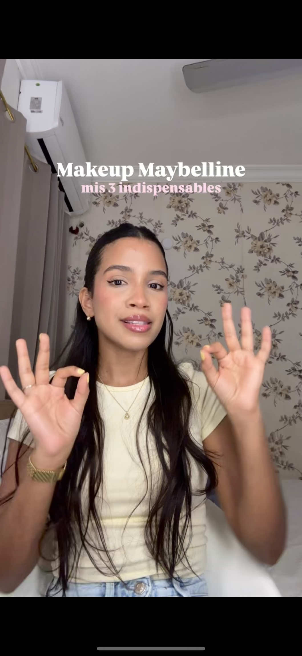A post by @reynaesthert on TikTok caption: Mis 3 indispensables de @maybelline ✨ 🌺  #outfitsideas #fyp #inspiration #mode #SkinCare #makeup #outfit #inspooutfit #parati #inspiration #verano