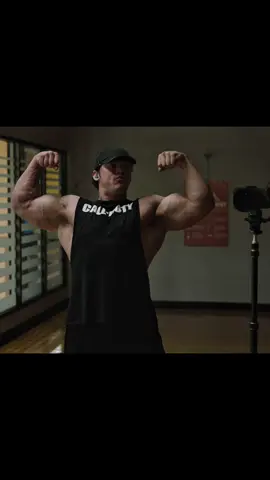 A post by @samsulekinfluence33 on TikTok caption: Offseason day 99 - Arms. #samsulek #samsulekreal #samsulekeffect #samsulekedit 
