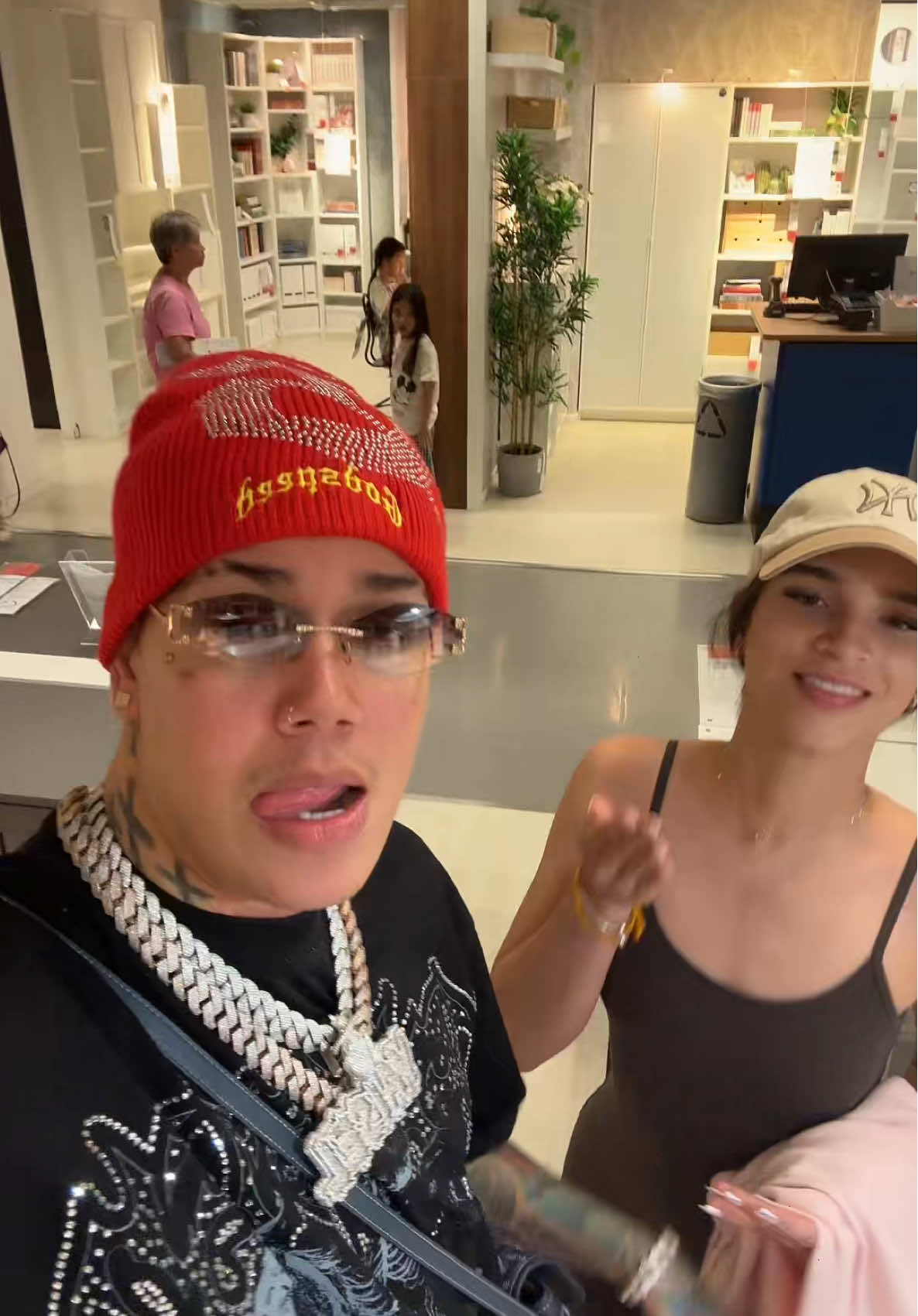 A post by @yaiseloficial on TikTok caption: #yaisellamelodia #bimbolini #contenido #viral_video #paratiiiiiiiiiiiiiiiiiiiiiiiiiiiiiii 