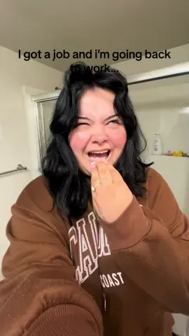 A post by @ on TikTok caption: Come to orientation with me 🥲