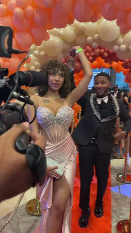 A post by @bendadonnn on TikTok caption: @Stunna Sandy #bendadonnn #streamerprom 
