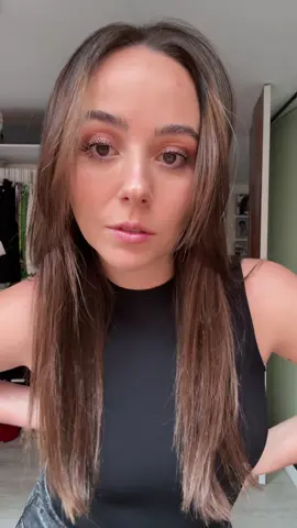 A post by @silvanaespinosau on TikTok caption: 🙃🙃🙃🙃🙃🙃 #fyp #paratí 