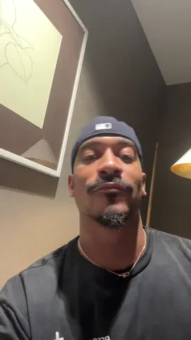 A post by @itsseanbankhead on TikTok caption: yall remember this?