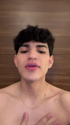 A post by @memolives1 on TikTok caption: Es que nose comooo #para #parati #fyp 