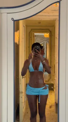 A post by @evaapio on TikTok caption: Sorry if you missed the tickets to my sculpt class