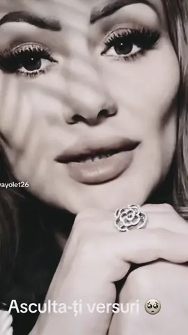 A post by @violeta_vayolet26 on TikTok caption: #foryuou 😌😌🥺